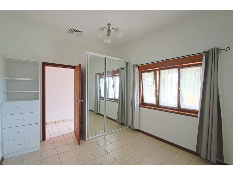 214 West Botany Street, Banksia NSW 2216