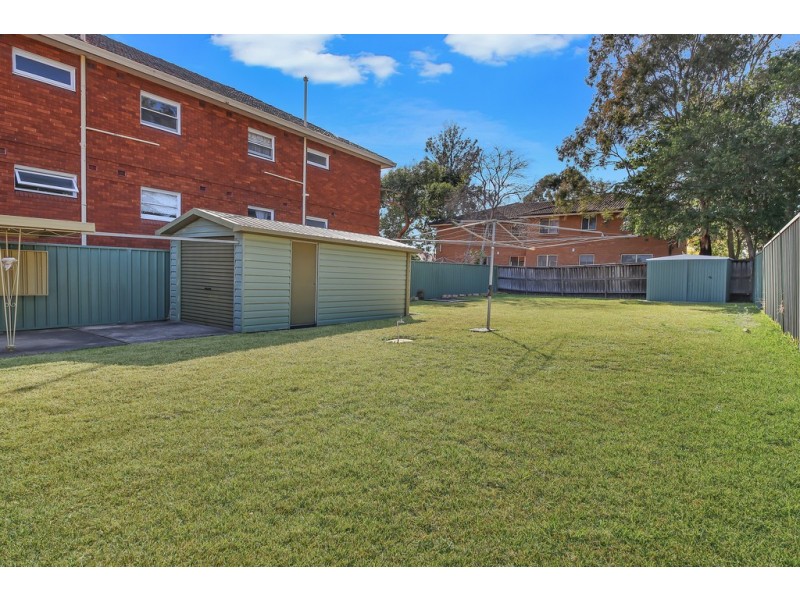 7 Bonds Road, Riverwood NSW 2210