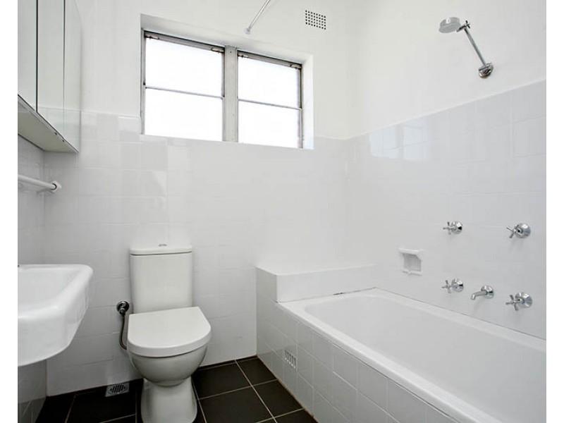 2/11 Derby Street, Kogarah NSW 2217