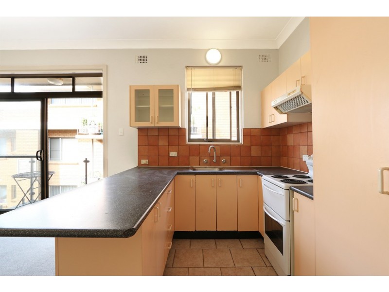 12/98 The Grand Parade, Brighton-le-sands NSW 2216