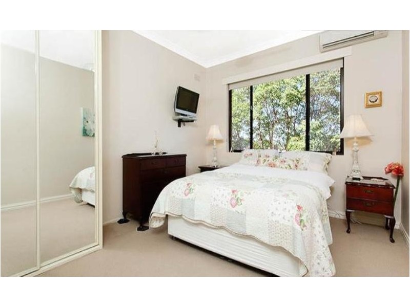 10/9-11 Nielson Ave, Carlton NSW 2218