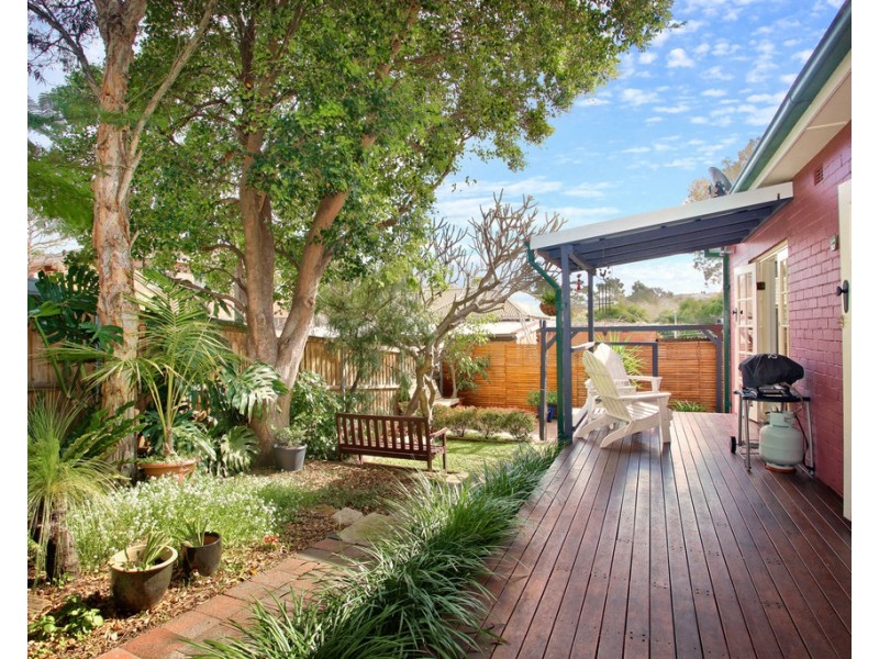 9 Robertson Street, Kogarah NSW 2217