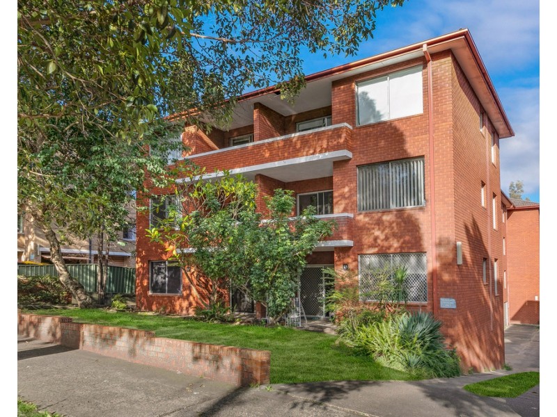 1/63-65 Wolseley Street, Bexley NSW 2207