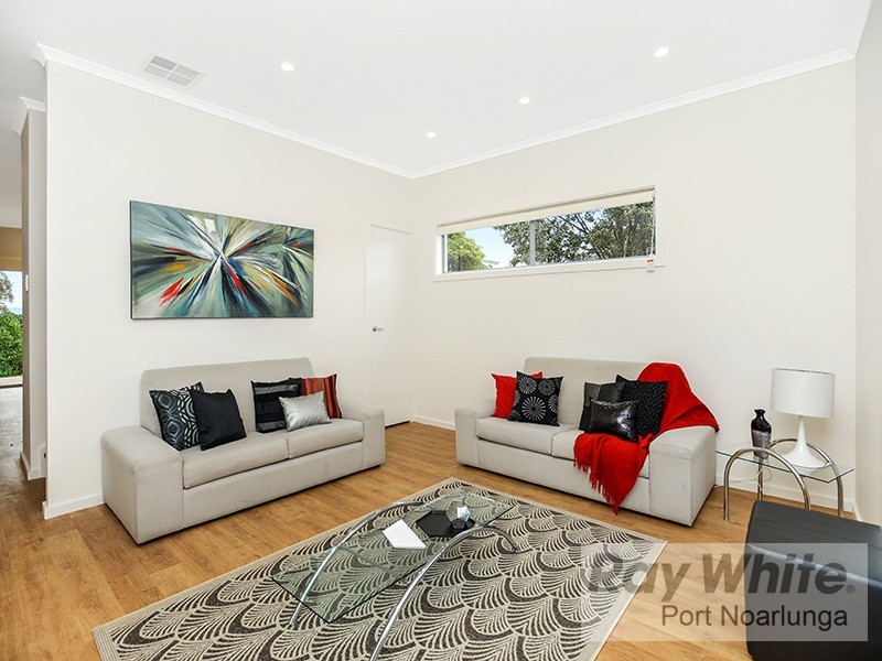 1/10 Leitch Avenue, Port Noarlunga SA 5167