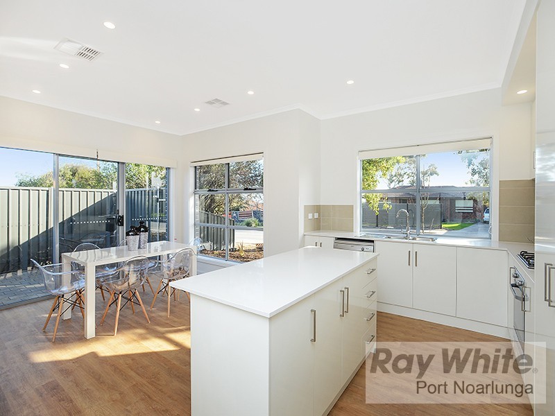 1/10 Leitch Avenue, Port Noarlunga SA 5167