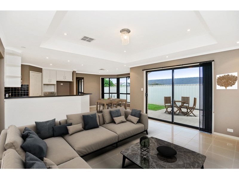 26 Albany Way, Seaford Rise SA 5169