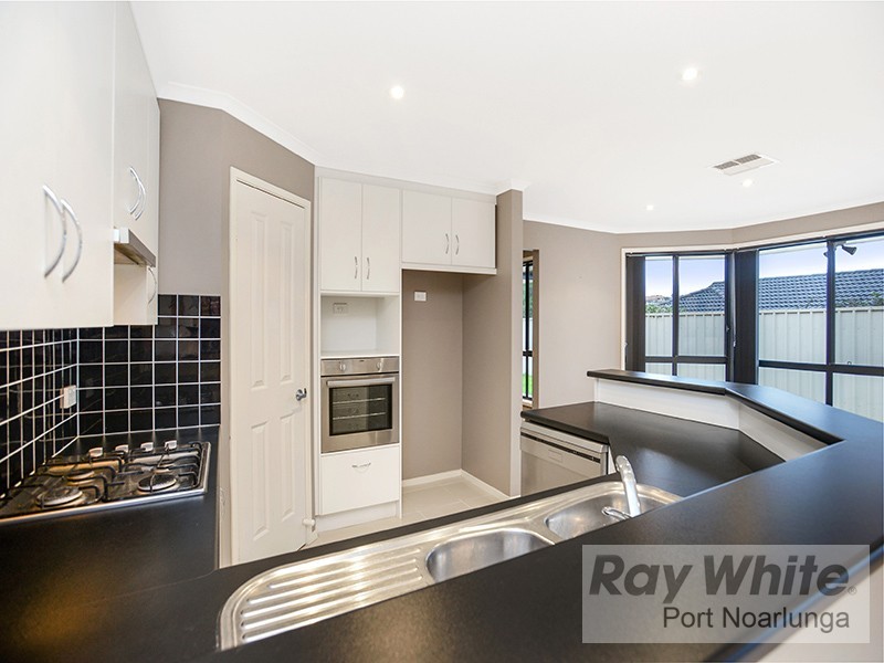26 Albany Way, Seaford Rise SA 5169