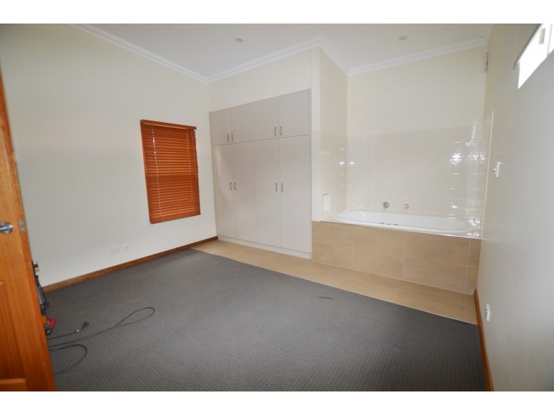 27 High Street, Willunga SA 5172