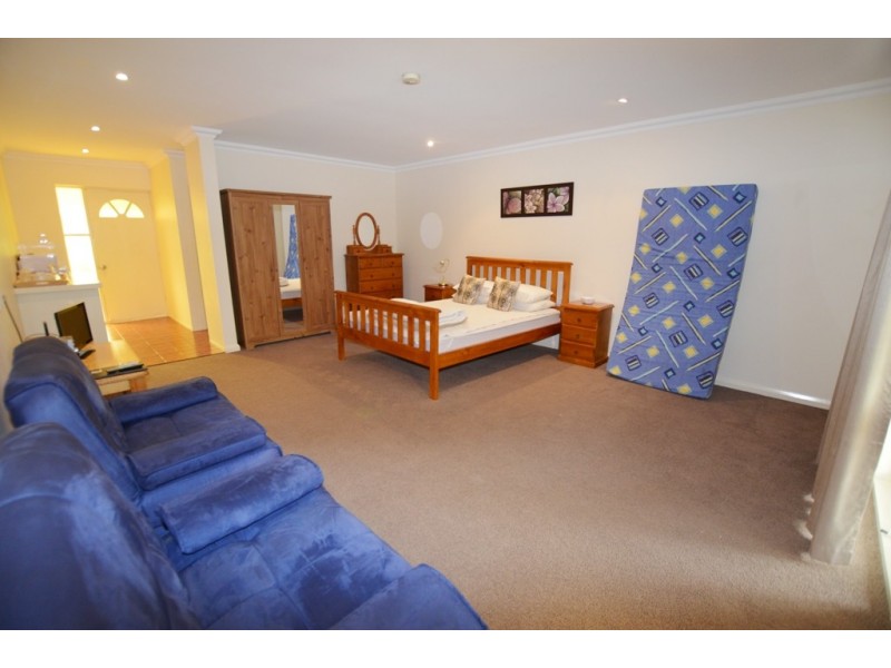 27 High Street, Willunga SA 5172