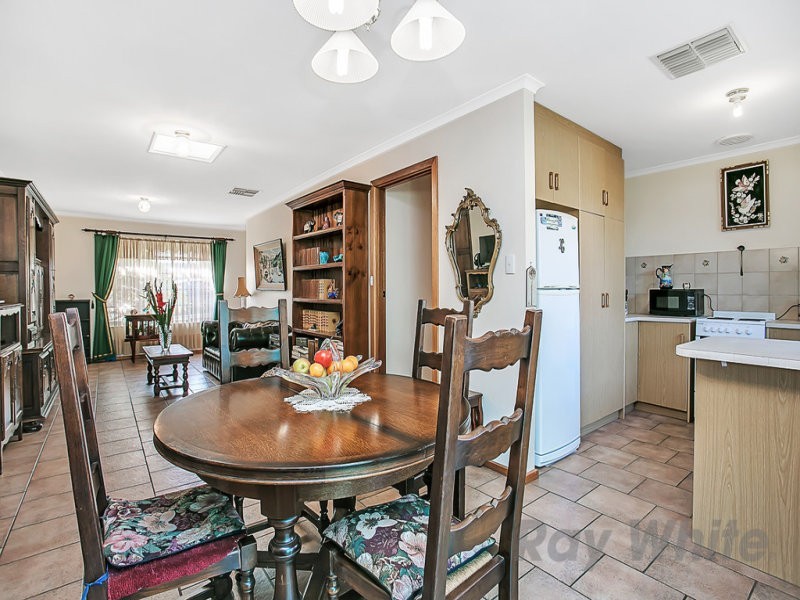 Unit 3, No. 2 Bohun Place, Moana SA 5169
