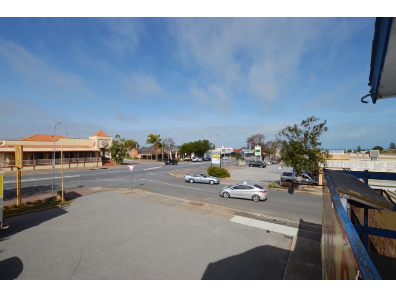 67 Beach Road, Christies Beach SA 5165