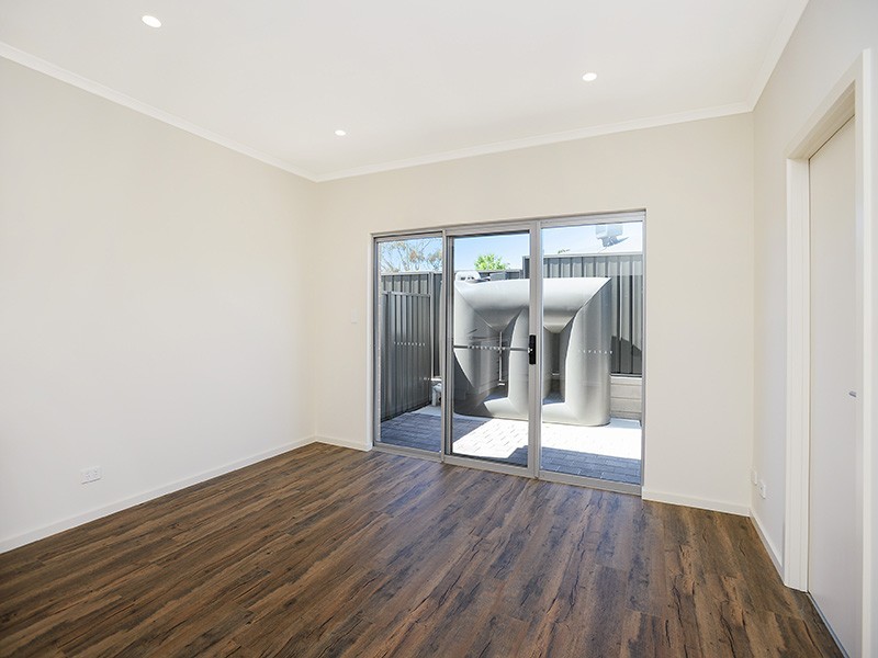 Unit 4 No.10 Sismey Road, Christies Beach SA 5165