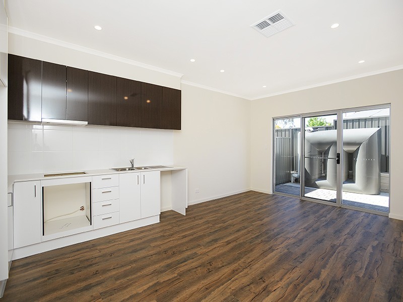 Unit 4 No.10 Sismey Road, Christies Beach SA 5165