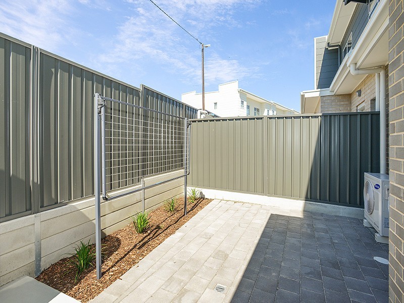 Unit 4 No.10 Sismey Road, Christies Beach SA 5165