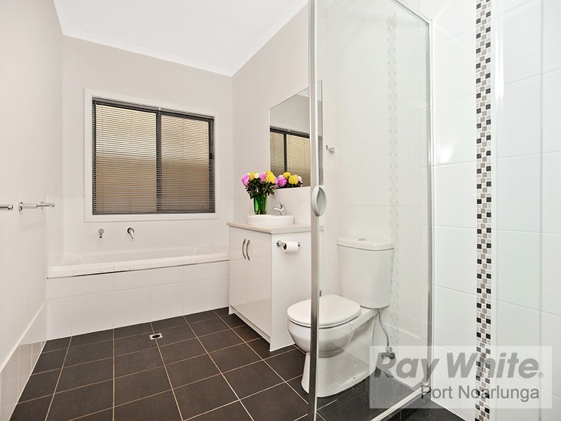 29 Fourth Avenue, Moana SA 5169