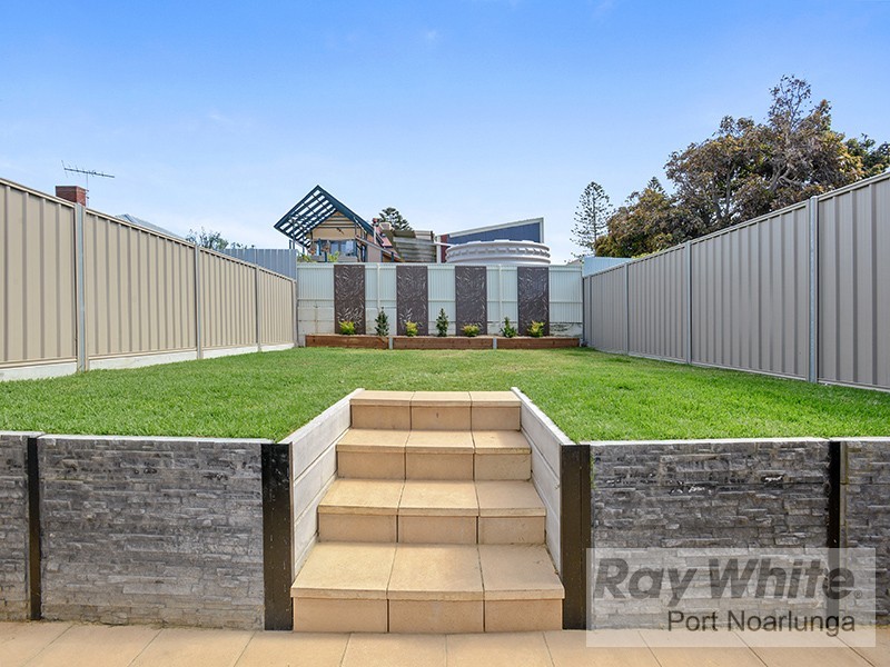 29 Fourth Avenue, Moana SA 5169