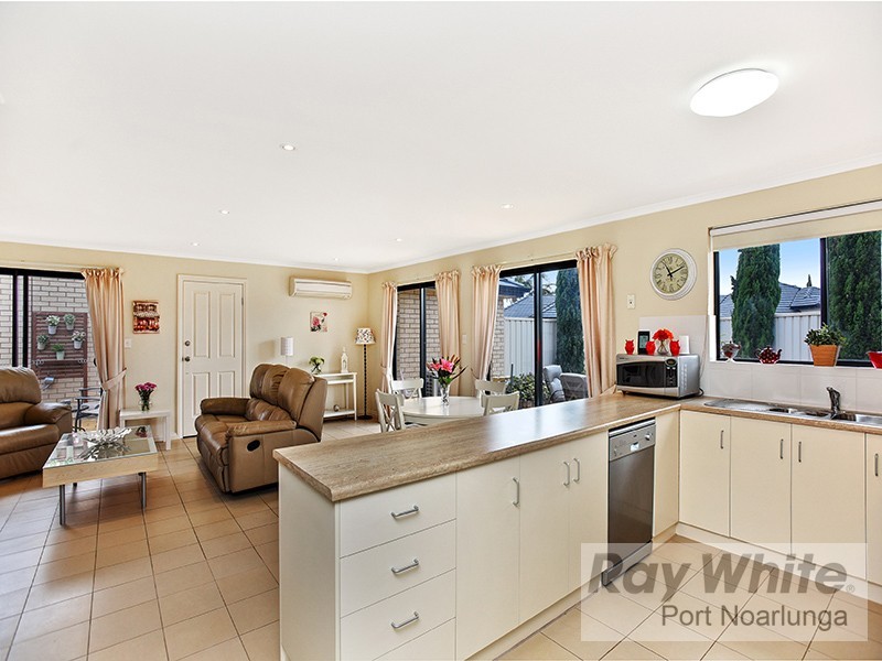 7 / 37-39 Albany Avenue, Port Noarlunga South SA 5167