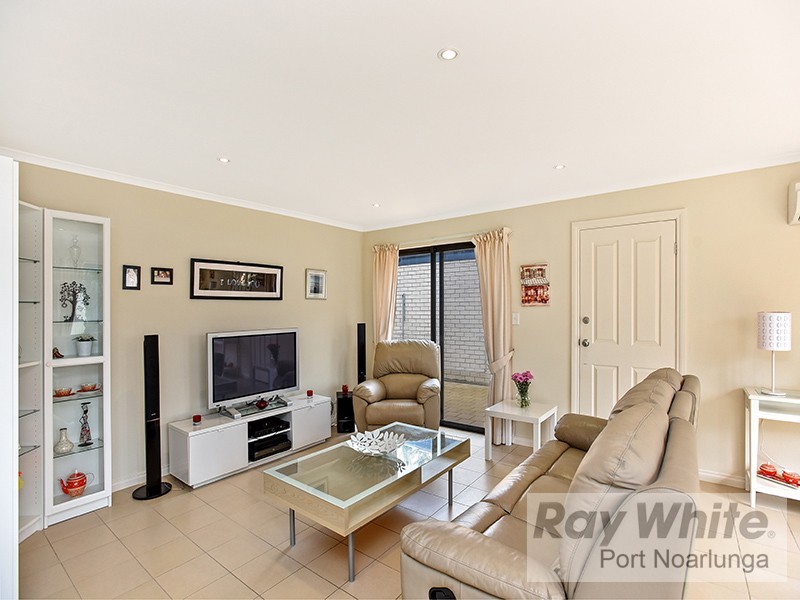 7 / 37-39 Albany Avenue, Port Noarlunga South SA 5167