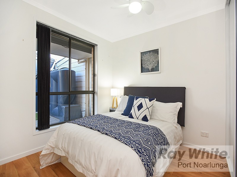 25 Esplanade, Christies Beach SA 5165