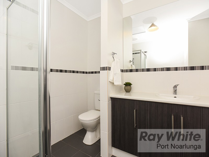 25 Esplanade, Christies Beach SA 5165