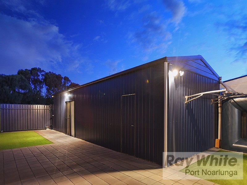 25 Esplanade, Christies Beach SA 5165