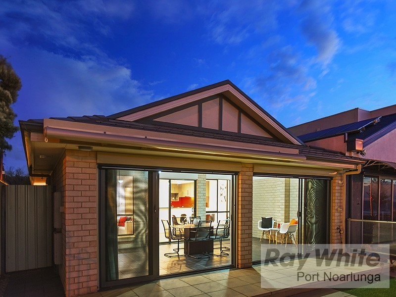 25 Esplanade, Christies Beach SA 5165