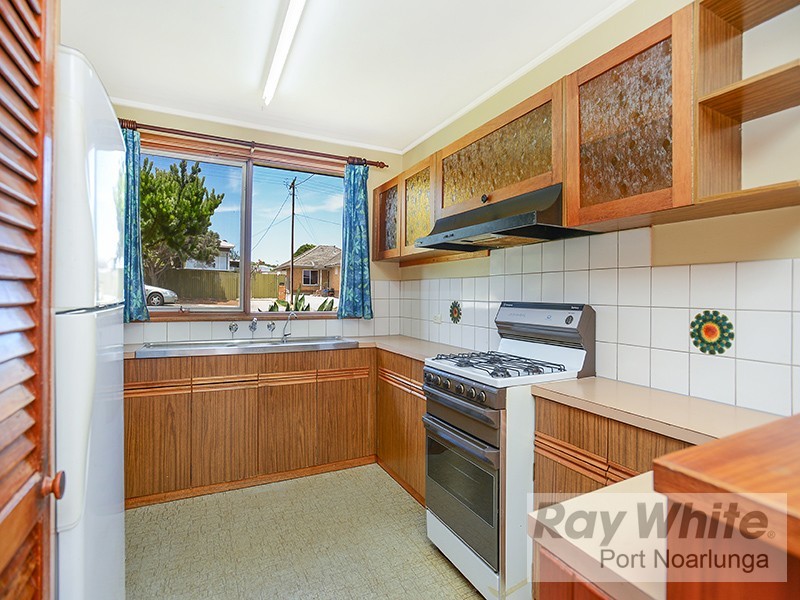 33 Ramsgate Avenue, Christies Beach SA 5165