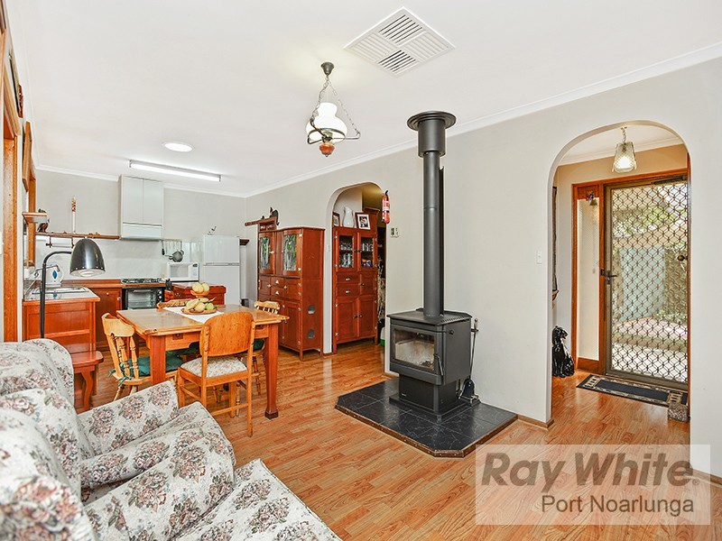 380 Beach Road, Hackham West SA 5163
