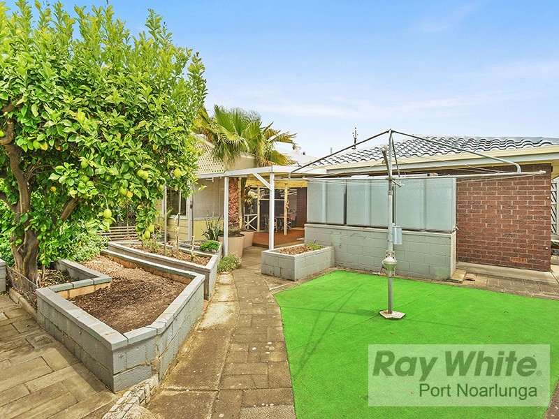 380 Beach Road, Hackham West SA 5163