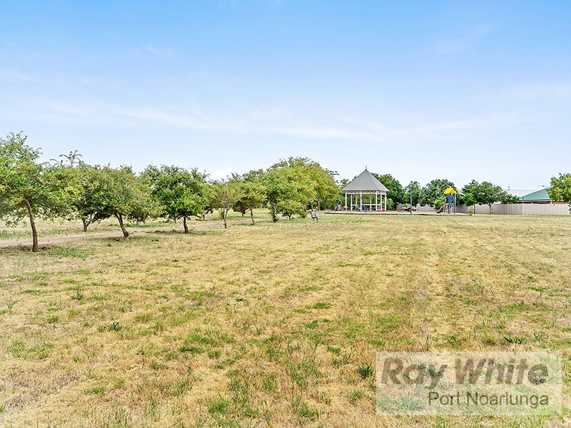 8 Sandpiper Avenue, Seaford Rise SA 5169