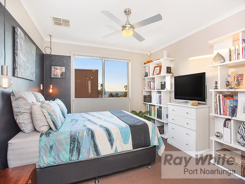 1B Penzance Avenue, Christies Beach SA 5165