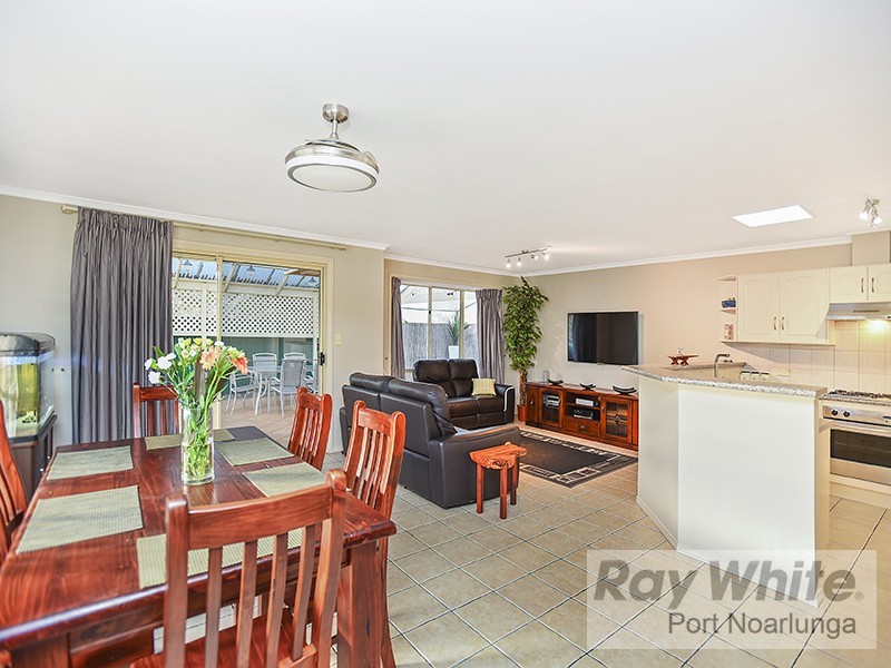 18 Cameron Road, Aldinga Beach SA 5173