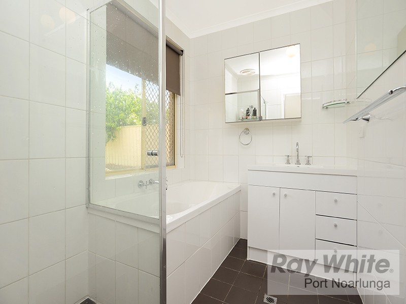 66 Emmerson Drive, Morphett Vale SA 5162