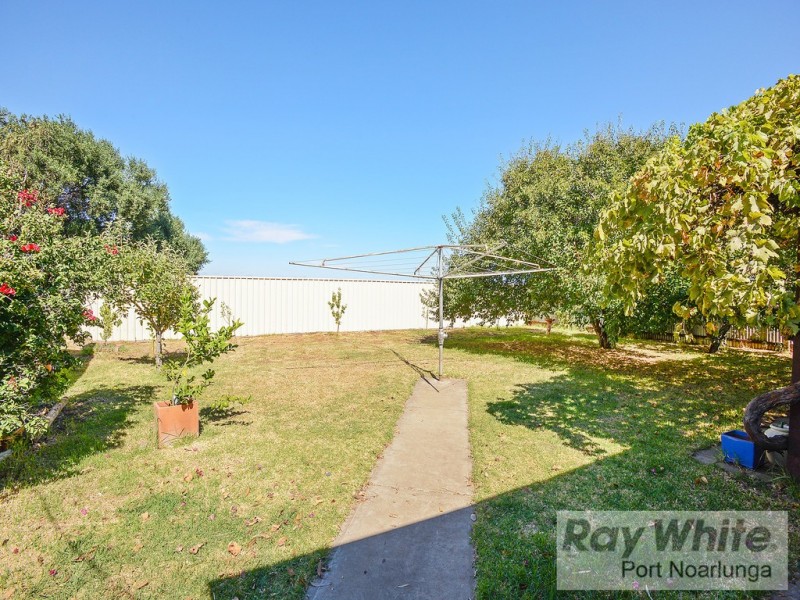 42 Tingira Drive, O’sullivan Beach SA 5166