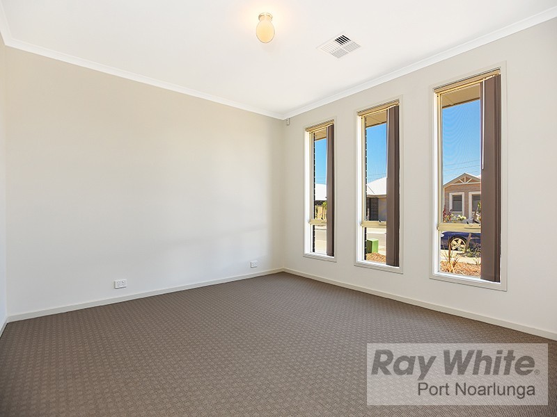 26 Cook Street, Seaford Meadows SA 5169