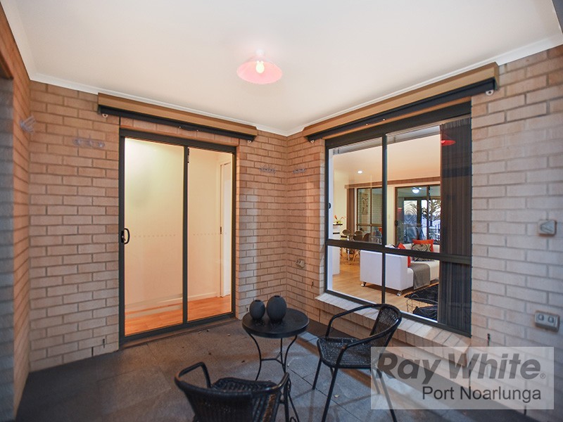 25 Esplanade, Christies Beach SA 5165