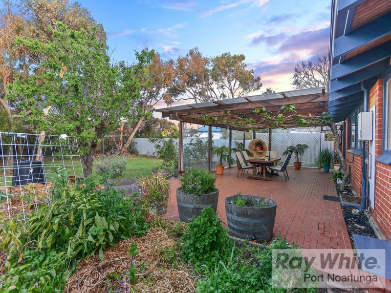 108 Albany Avenue, Port Noarlunga South SA 5167