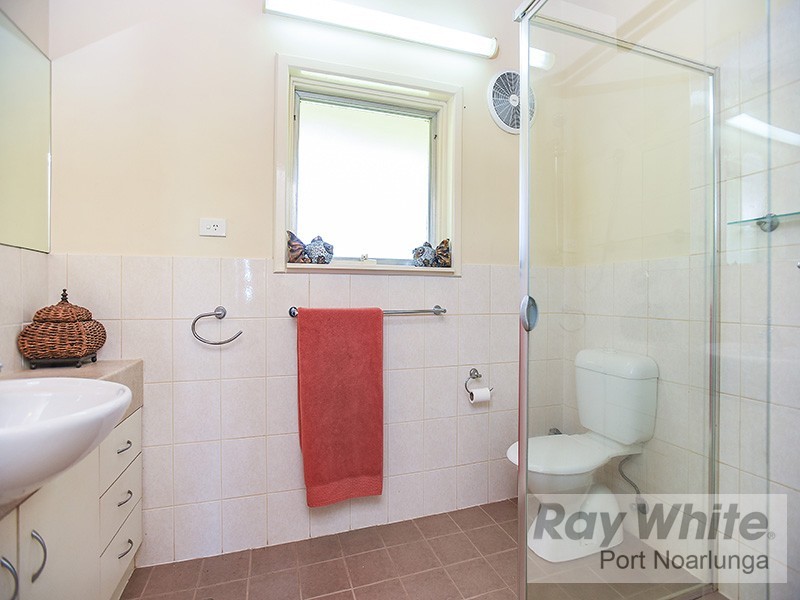 102 Education Road, Onkaparinga Hills SA 5163