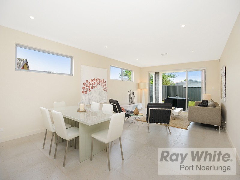 77B Kalgoorlie Avenue, Port Noarlunga South SA 5167