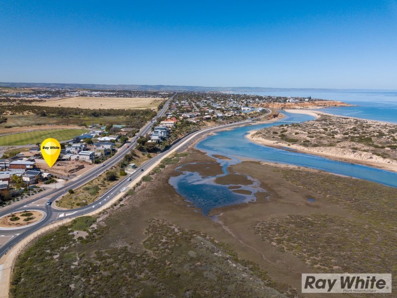 8 Commercial Road, Port Noarlunga South SA 5167