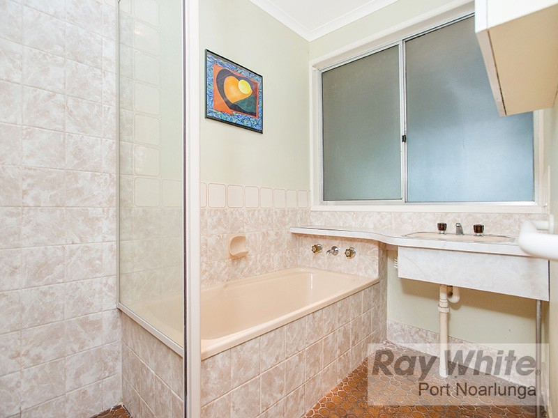 9 Helmsman Terrace, Seaford SA 5169