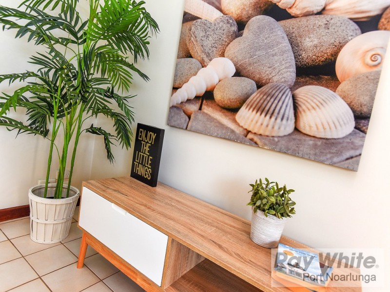 11 Kenneth Road, Morphett Vale SA 5162