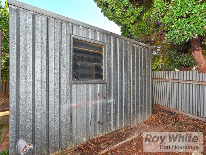 11 Kenneth Road, Morphett Vale SA 5162