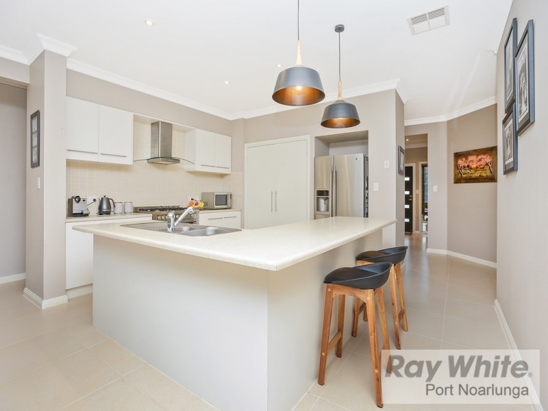 5 Scenic Drive, Old Noarlunga SA 5168