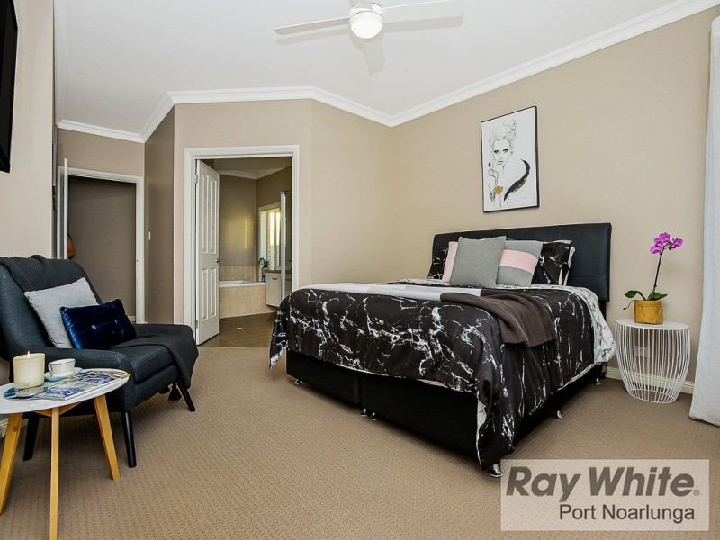 5 Scenic Drive, Old Noarlunga SA 5168