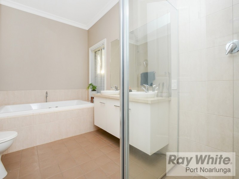 5 Scenic Drive, Old Noarlunga SA 5168