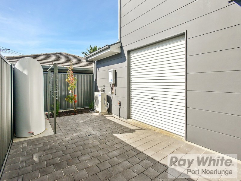 43 Kwinana Crescent, Port Noarlunga South SA 5167