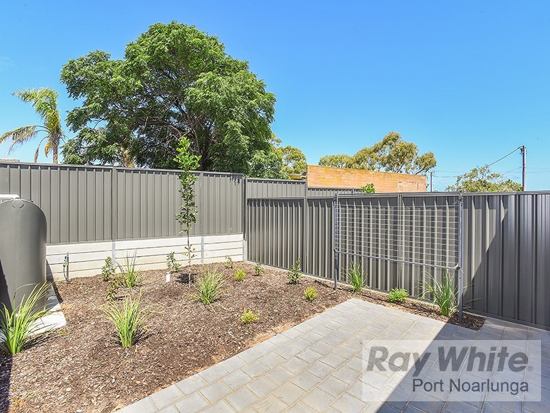 4 / 68 Gulfview Road, Christies Beach SA 5165