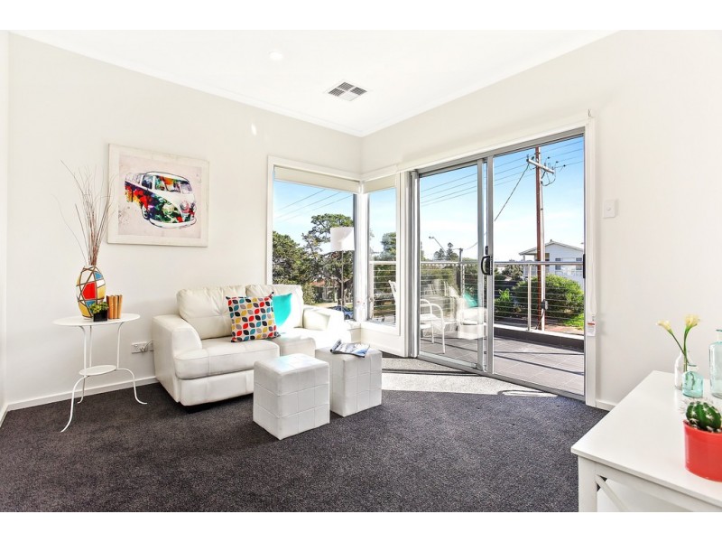 24 Griffiths Drive, Moana SA 5169
