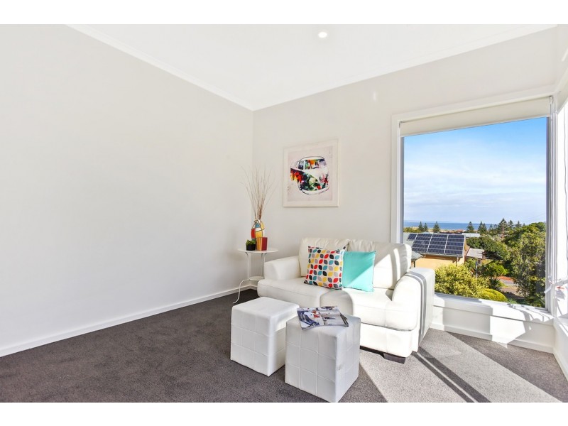 24 Griffiths Drive, Moana SA 5169